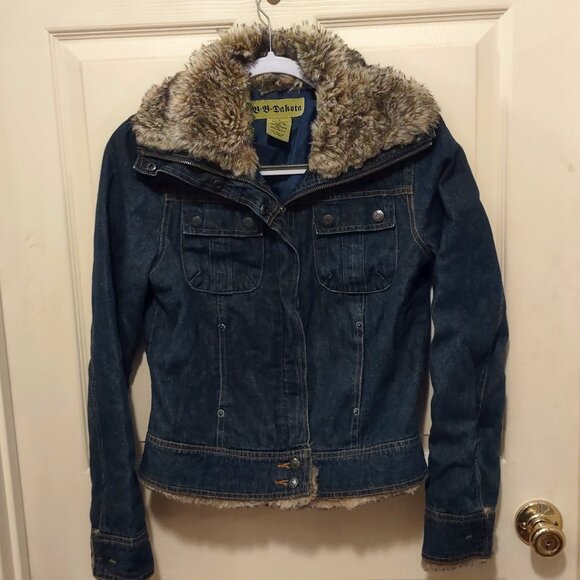 Vintage BB Dakota Denim Faux Fur Jean Jacket With Pockets Sz M Lined - Picture 8 of 8